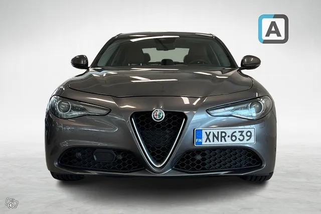 Alfa Romeo Giulia 2,2 Diesel 180hp AT8 Super* Navi / Mukautuva vakionopeussäädin* Image 5